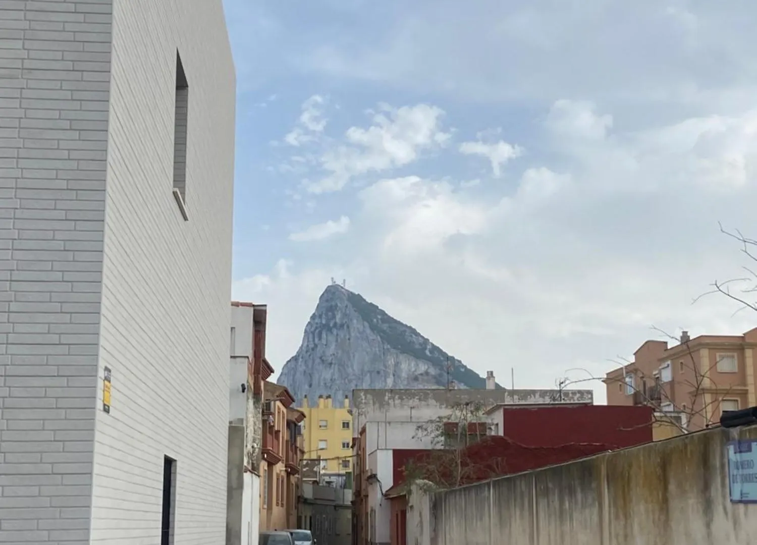 Homestay Very Large Family Room With Terrace La Linea de la Concepcion