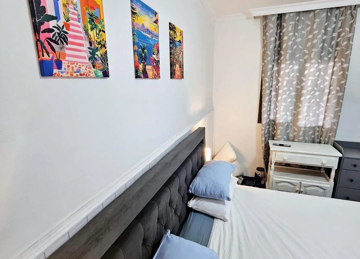 Homestay Very Large Family Room With Terrace La Linea de la Concepcion Spain