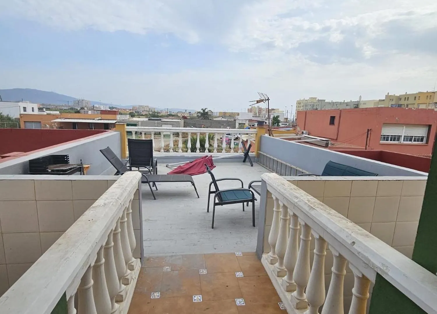 Very Large Family Room With Terrace La Linea de la Concepcion